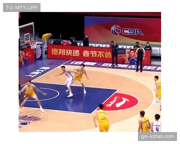 篮球比赛中的替补席管理规则到底如何执行? 篮球比赛中的替补席管理规则到底如何执行?